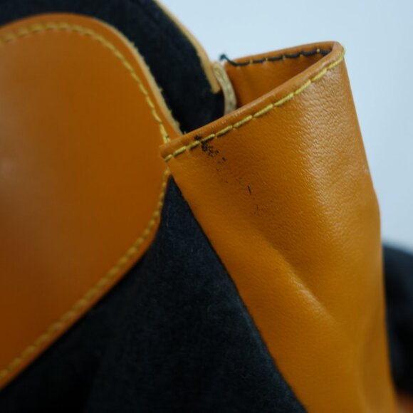 Vintage 1970's Gucci Felt & Faux Leather Shopping Tote Bag, Sz 13.75 in x 13 in - Picture 13 of 16